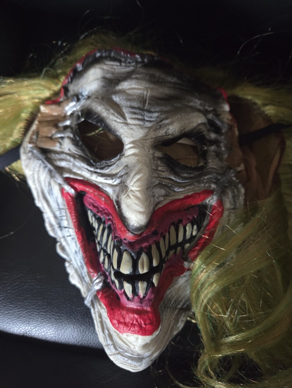 DC Official Joker Mask From the Batman: Death of the Family Book and Mask Set